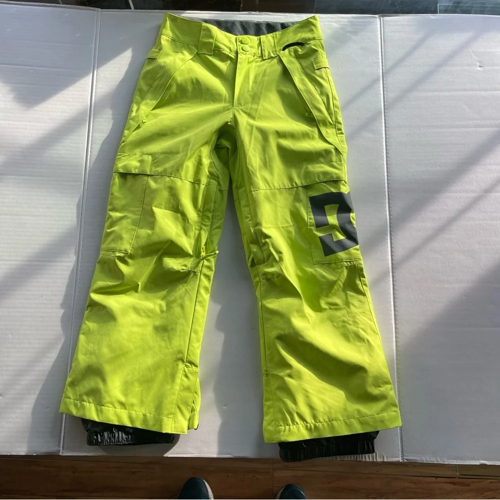 DC Kids Ski snowboard snow pants Small .
